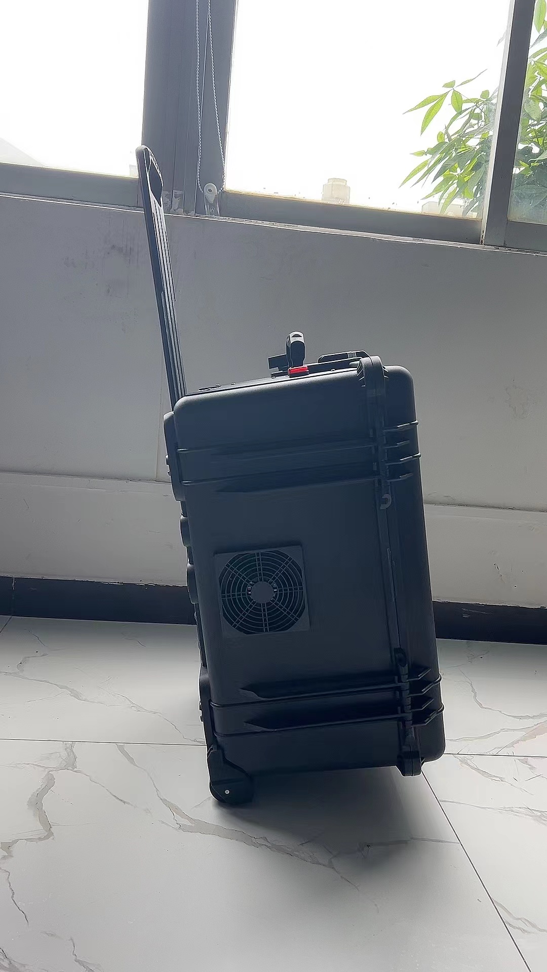 榆次手拉箱型移动通信干扰器